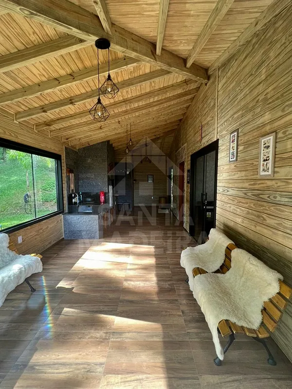 santamadeiracasas INTERNO 056